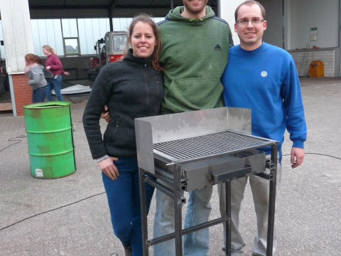 2014_04_Grillbau (68).JPG