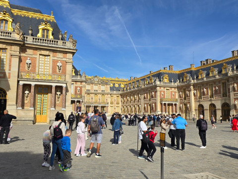 2025-09 Bienvenue en France (26).jpg
