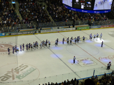 2014_02_Mehr als nur ein Spiel_Eishockey (176).JPG