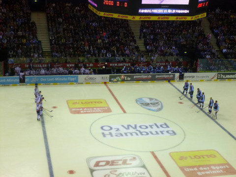 2014_02_Mehr als nur ein Spiel_Eishockey (4).jpg