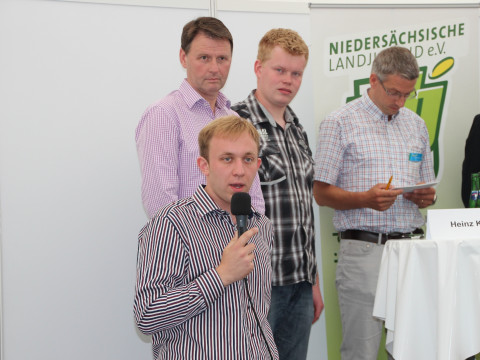 2014_07_Tarmstedter Gespraeche u Schlepperpulling (1).JPG